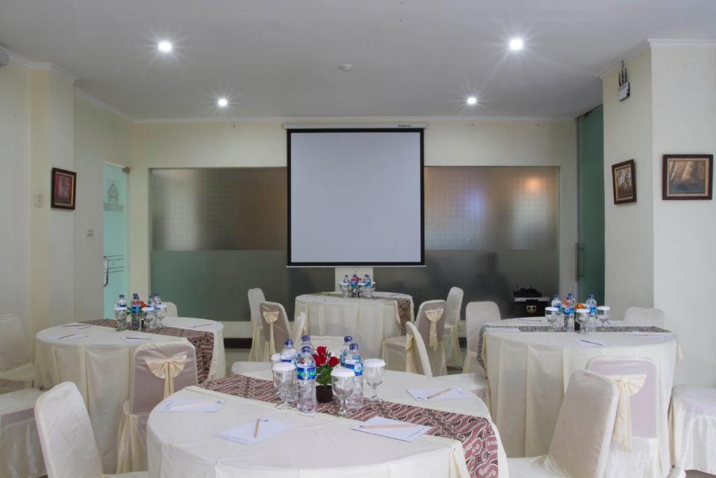 House Of Arsonia Tulip Hotel Jakarta Exterior photo